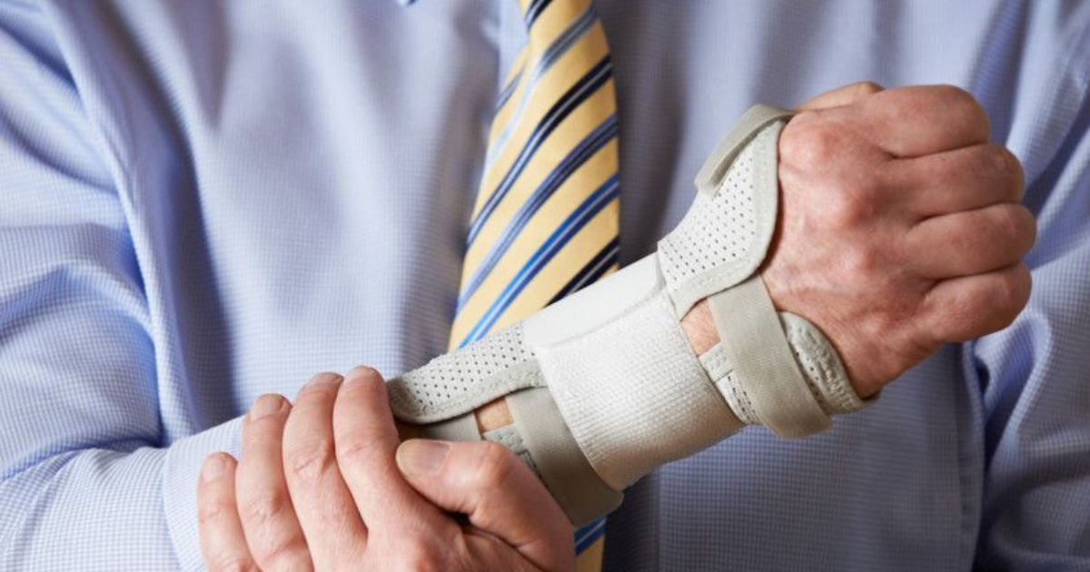 Personal Injury Lawyer Tips to Win Your Claim